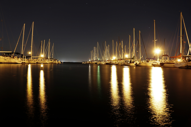 2014-12-Life-of-Pix-free-stock-photos-port-boats-night-leeroy copy
